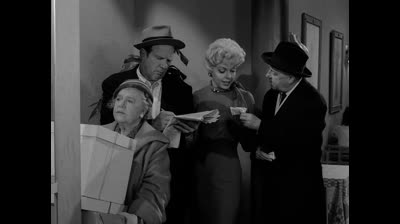 LA DIMENSION DESCONOCIDA. EL ACOSADOR